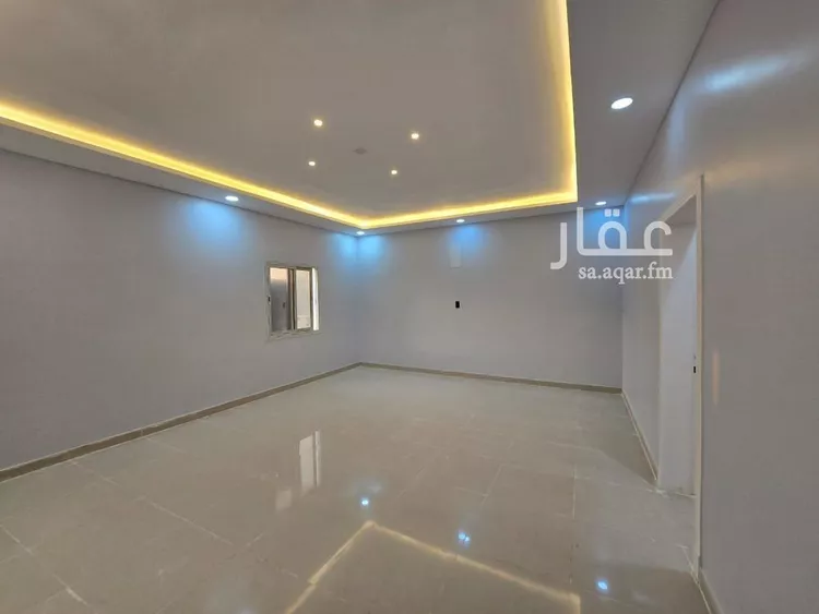 شقة للبيع في شارع سهيل بن رافع, حي ضاحية الملك فهد, مدينة الدمام, المنطقة الشرقية صورة 2