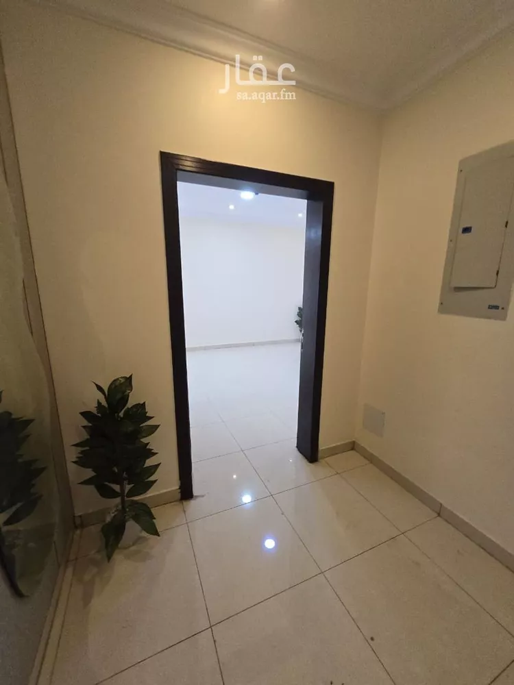 شقة للبيع في شارع القرية العليا, حي الحمراء, مدينة الخبر, المنطقة الشرقية صورة 4