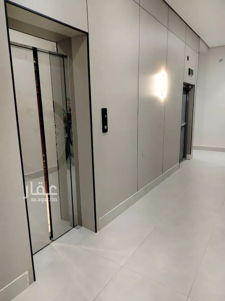 شقة للبيع في شارع القرية العليا, حي الحمراء, مدينة الخبر, المنطقة الشرقية