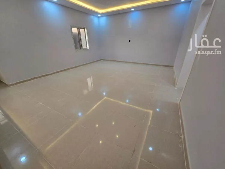 شقة للبيع في شارع سهيل بن رافع, حي ضاحية الملك فهد, مدينة الدمام, المنطقة الشرقية صورة 4