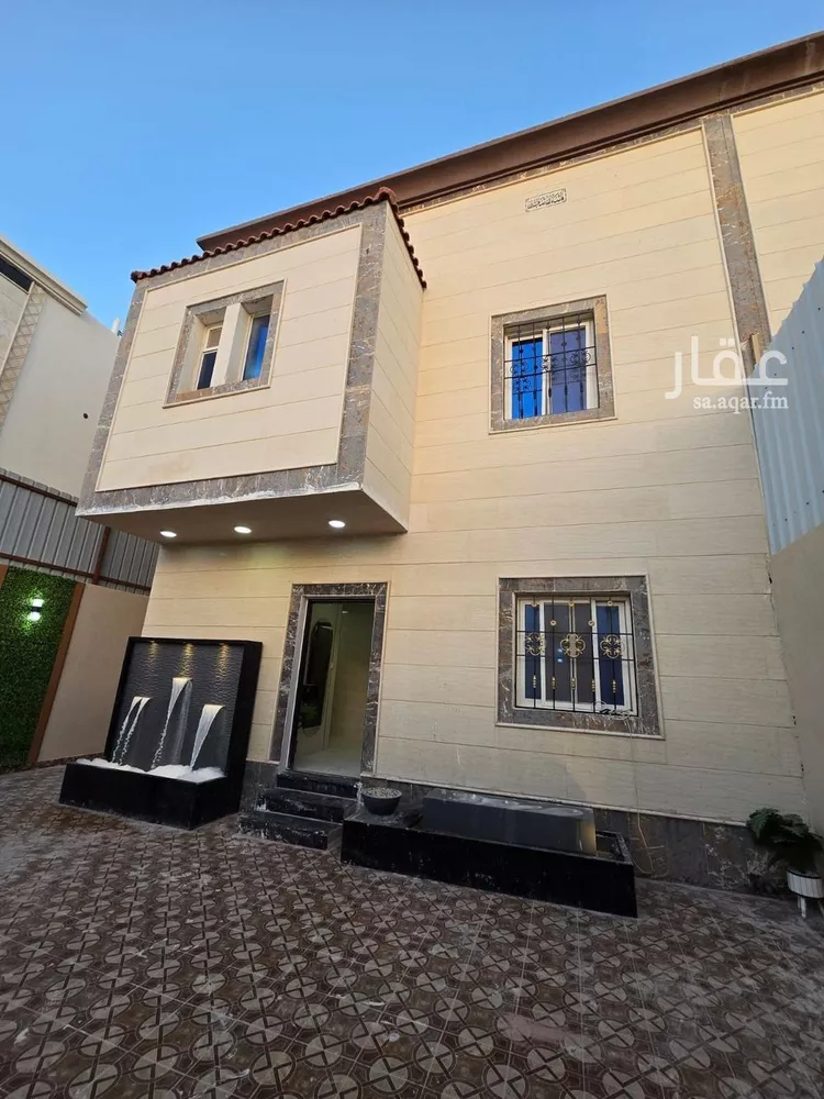 فيلا للبيع في حي ضاحية الملك فهد, مدينة الدمام, المنطقة الشرقية 1 صورة
