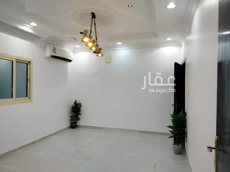 فيلا للبيع في شارع سعيد بن العاص, حي ضاحية الملك فهد, مدينة الدمام, المنطقة الشرقية صورة 4