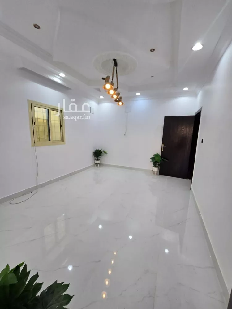 فيلا للبيع في شارع سعيد بن العاص, حي ضاحية الملك فهد, مدينة الدمام, المنطقة الشرقية صورة 5