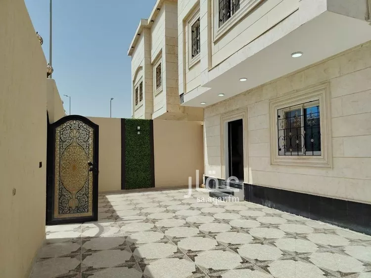 فيلا للبيع في شارع سفيان الثقفي, حي ضاحية الملك فهد, مدينة الدمام, المنطقة الشرقية