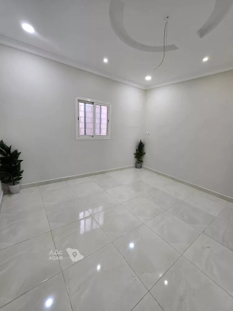 Apartment for Sale in Dammam King Fahd 18