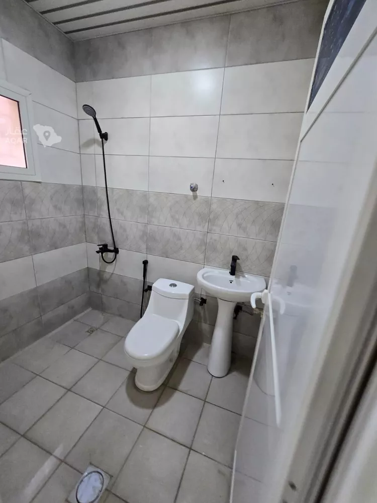 Apartment for Sale in Dammam King Fahd 21