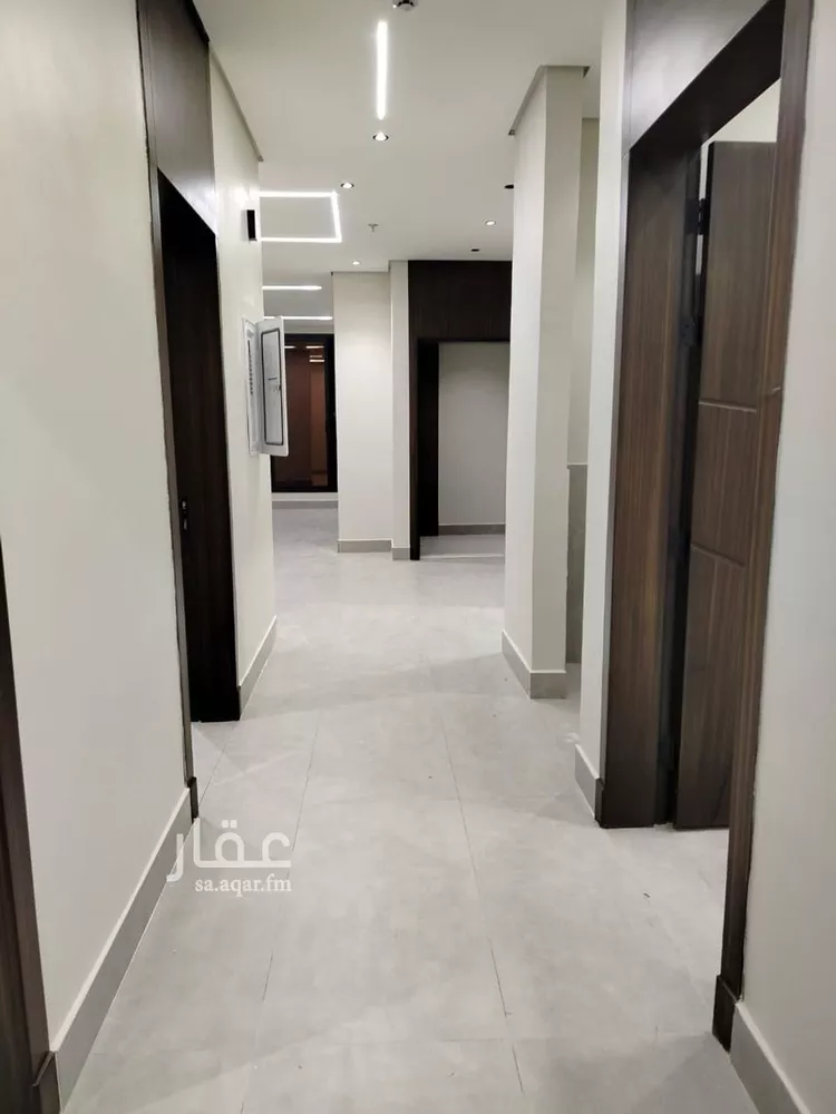 شقة للبيع في شارع القرية العليا, حي الحمراء, مدينة الخبر, المنطقة الشرقية صورة 3