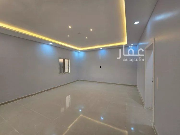 شقة للبيع في شارع سهيل بن رافع, حي ضاحية الملك فهد, مدينة الدمام, المنطقة الشرقية صورة 2