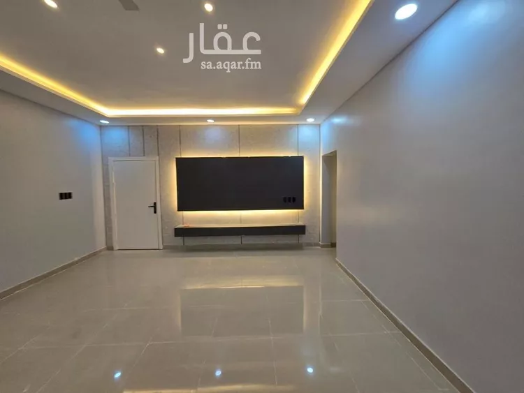 شقة للبيع في شارع سهيل بن رافع, حي ضاحية الملك فهد, مدينة الدمام, المنطقة الشرقية