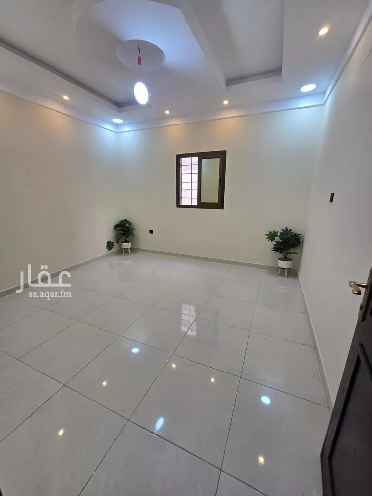 فيلا للبيع في شارع سعيد بن مقرن, حي ضاحية الملك فهد, مدينة الدمام, المنطقة الشرقية صورة 5