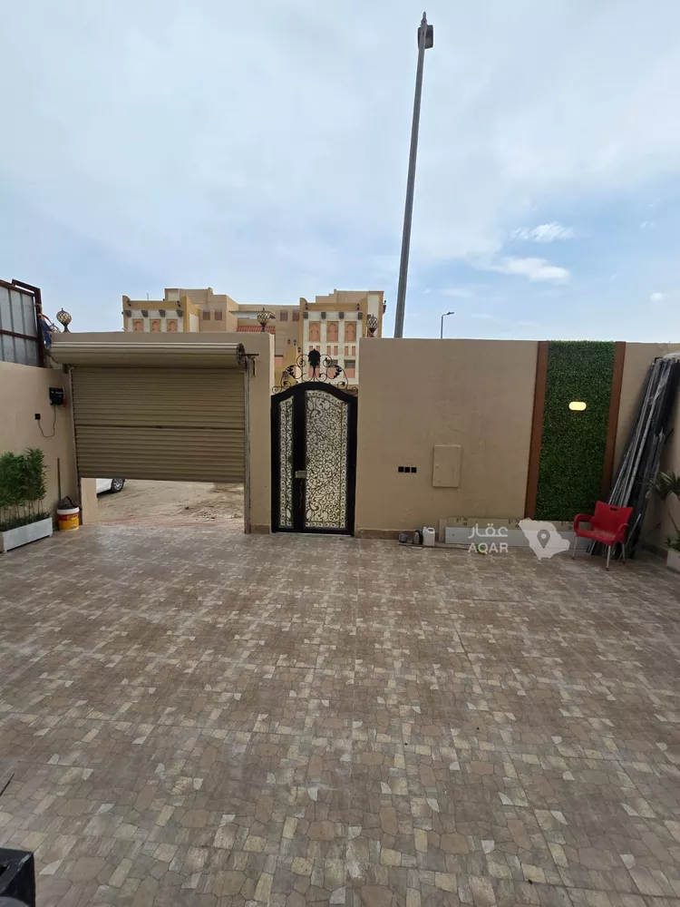 فيلا للبيع في شارع سعيد بن مقرن, حي ضاحية الملك فهد, مدينة الدمام, المنطقة الشرقية 28