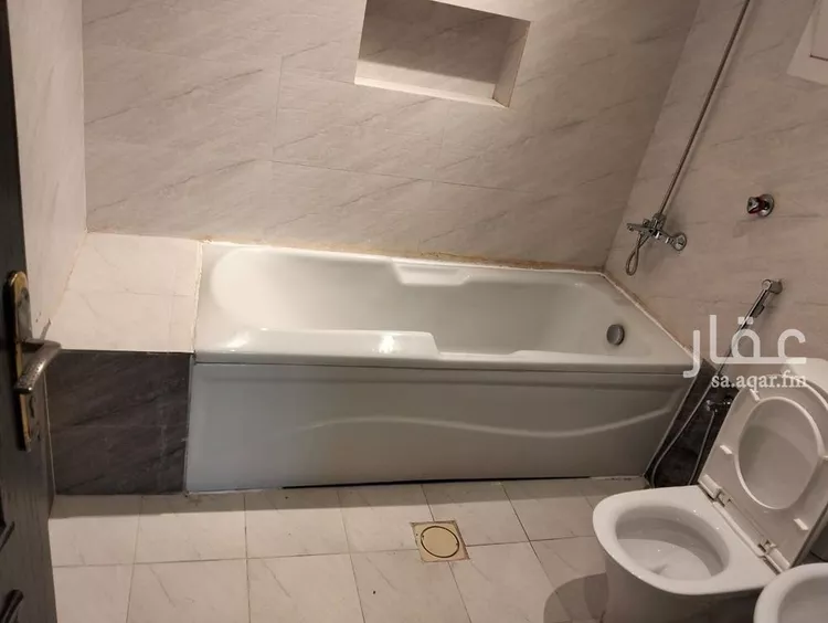 شقة للبيع في شارع القاره, حي الحمراء, مدينة الخبر, المنطقة الشرقية صورة 4