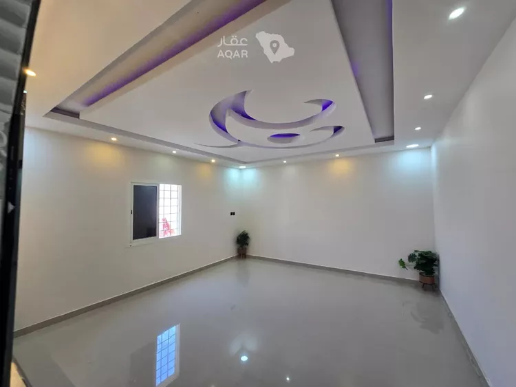 Apartment for Sale in Dammam King Fahd 17