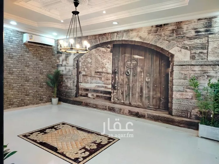 فيلا للبيع في شارع سعيد بن العاص, حي ضاحية الملك فهد, مدينة الدمام, المنطقة الشرقية صورة 2