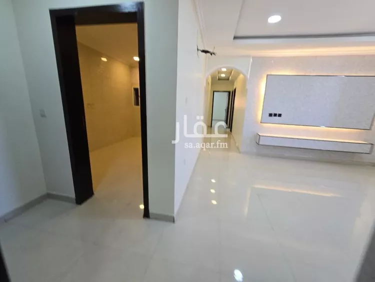 شقة للبيع في شارع فضالة اليتيمي, حي النور, مدينة الدمام, المنطقة الشرقية صورة 4