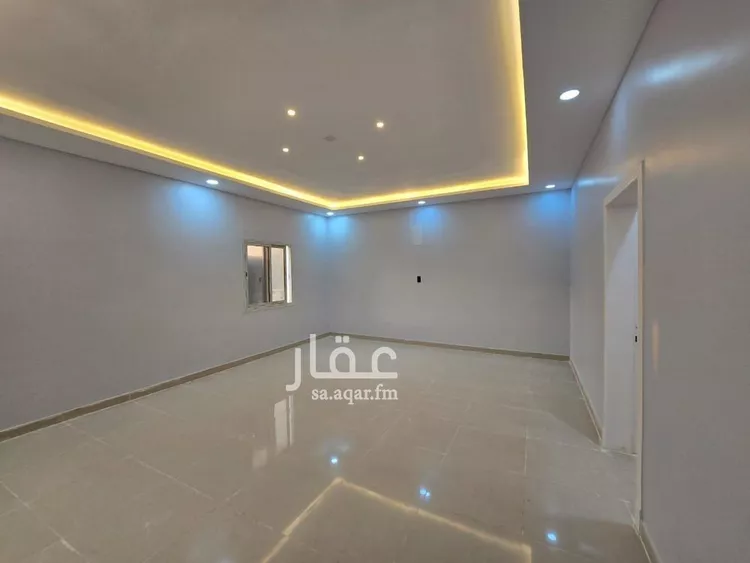 شقة للبيع في شارع سهيل بن رافع, حي ضاحية الملك فهد, مدينة الدمام, المنطقة الشرقية صورة 2