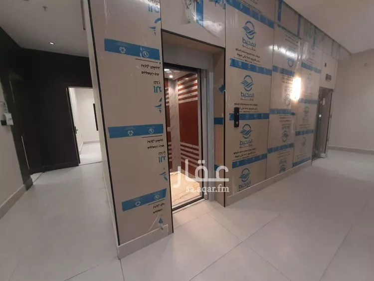 شقة للبيع في شارع القرية العليا, حي الحمراء, مدينة الخبر, المنطقة الشرقية