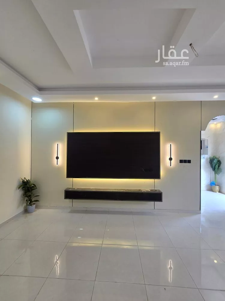 فيلا للبيع في شارع سعيد بن مقرن, حي ضاحية الملك فهد, مدينة الدمام, المنطقة الشرقية