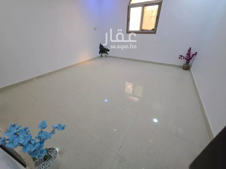 شقة للبيع في شارع طلحة ابن مالك, حي ضاحية الملك فهد, مدينة الدمام, المنطقة الشرقية صورة 2