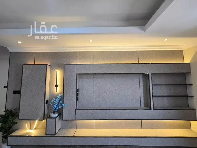 شقة للبيع في شارع القرية العليا, حي الحمراء, مدينة الخبر, المنطقة الشرقية