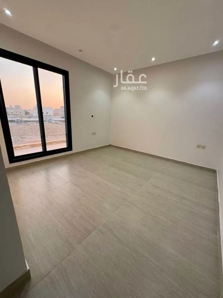 دور للبيع في شارع ابن مطيع, حي العارض, مدينة الرياض, منطقة الرياض صورة 3