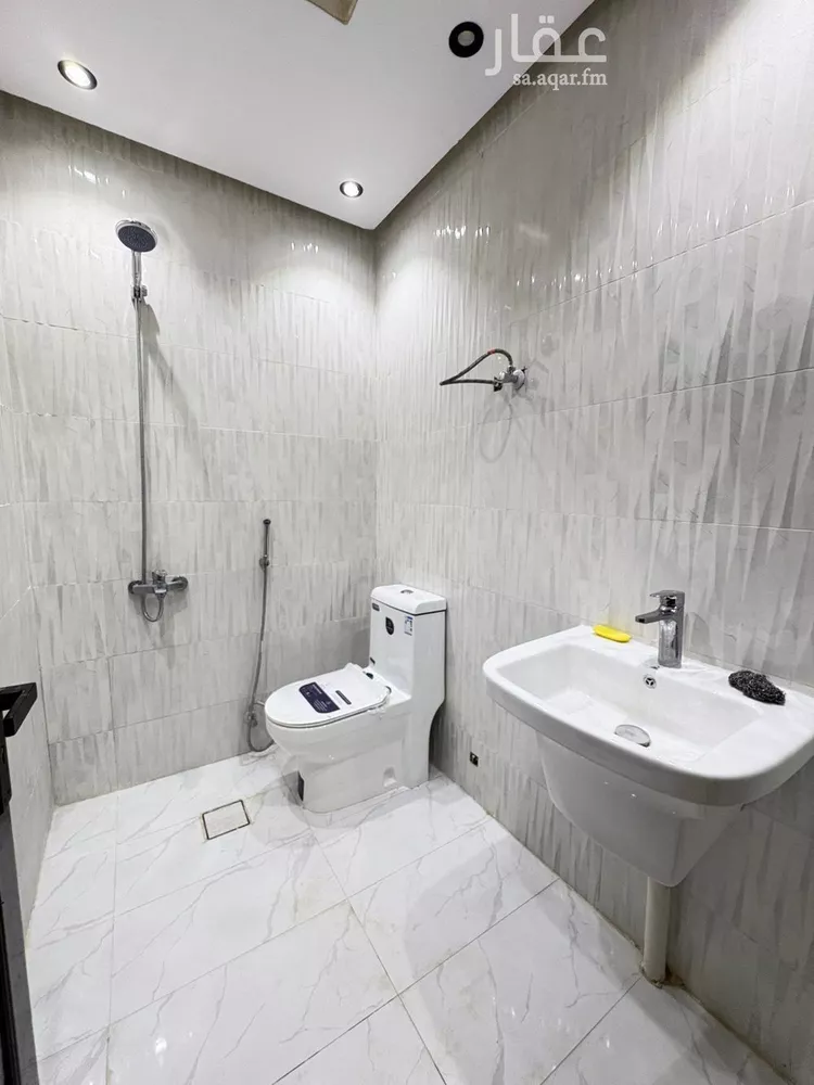 شقة للإيجار في شارع الشيخ عبدالعزيز بن عبدالرحمن بن بشر, حي الخليج, مدينة الرياض, منطقة الرياض