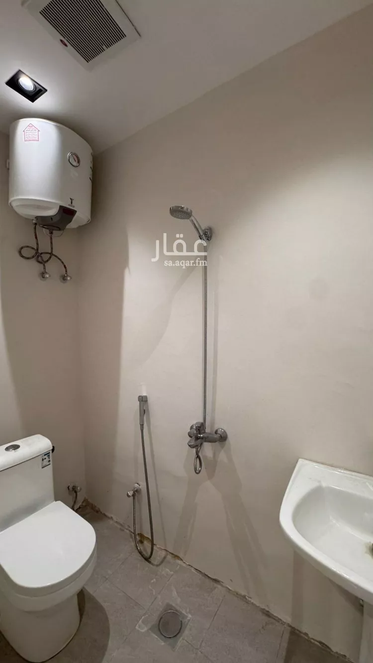 شقة للإيجار في شارع ثابت بن النعمان, حي السويدي الغربي, مدينة الرياض, منطقة الرياض