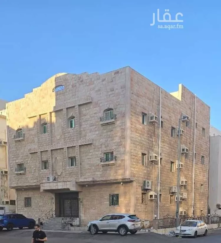 عمارة للبيع في شارع إبن شداد, حي البوادي, مدينة جدة, منطقة مكة المكرمة 1 صورة