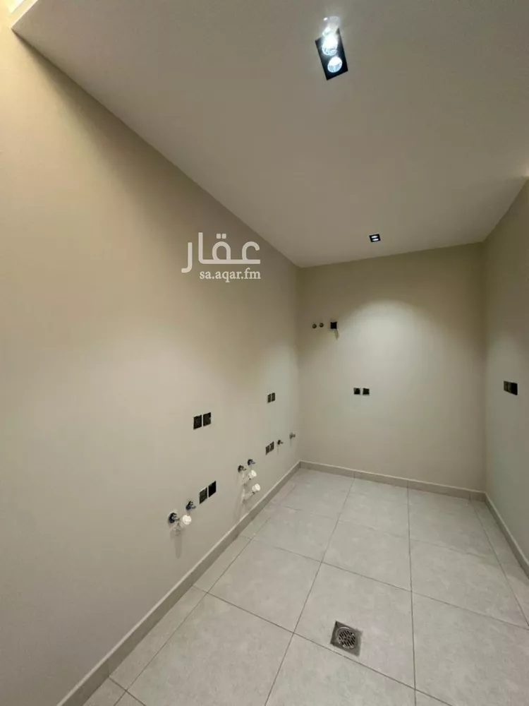 شقة للبيع في شارع الفريق, حي العزيزية, مدينة جدة, منطقة مكة المكرمة 7