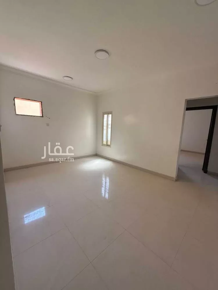 شقة للإيجار في شارع ماجد بن مرعيد, حي العزيزية, مدينة الرياض, منطقة الرياض