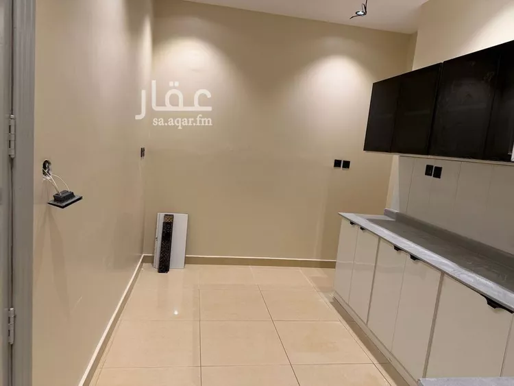 شقة للإيجار في شارع حمود العنسى, حي المروج, مدينة الرياض, منطقة الرياض