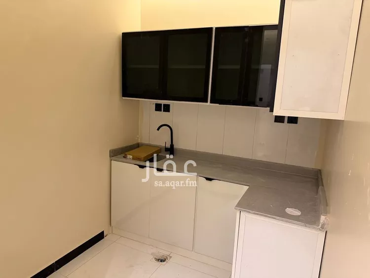 شقة للإيجار في شارع حمود العنسى, حي المروج, مدينة الرياض, منطقة الرياض صورة 4