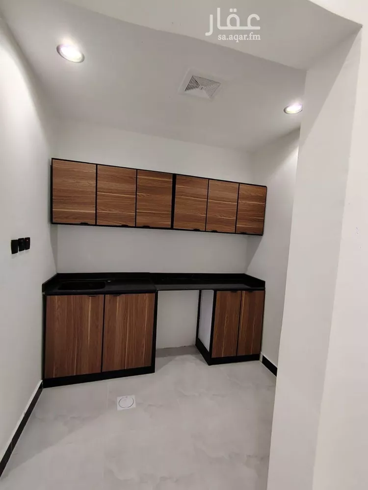 شقة للإيجار في شارع جبل علي, حي غرناطة, مدينة الرياض, منطقة الرياض