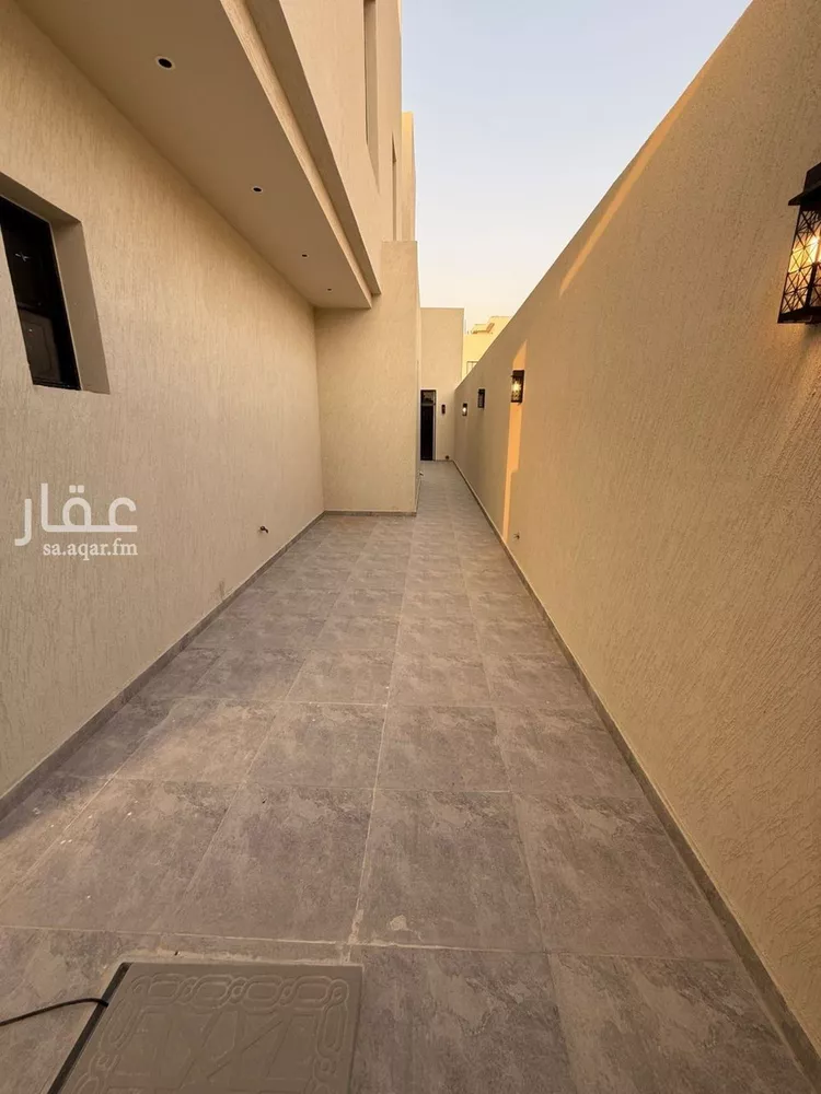 فيلا للبيع في شارع عفيف الدين الثقفي, حي المهدية, مدينة الرياض, منطقة الرياض صورة 5