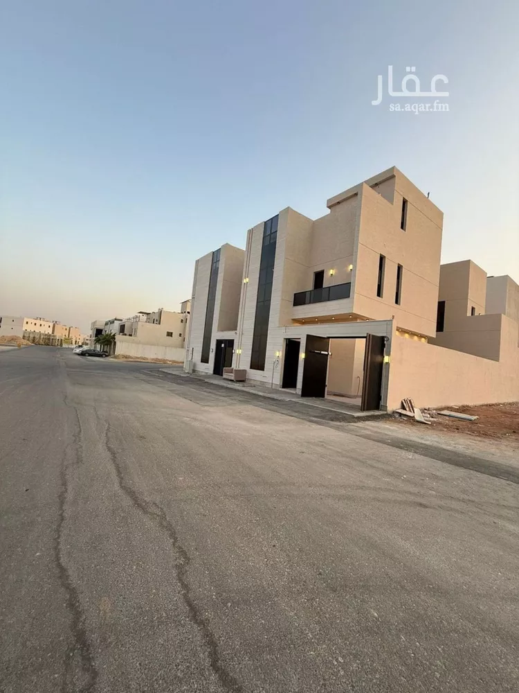 فيلا للبيع في شارع أحمد الكازروني, حي المهدية, مدينة الرياض, منطقة الرياض صورة 3