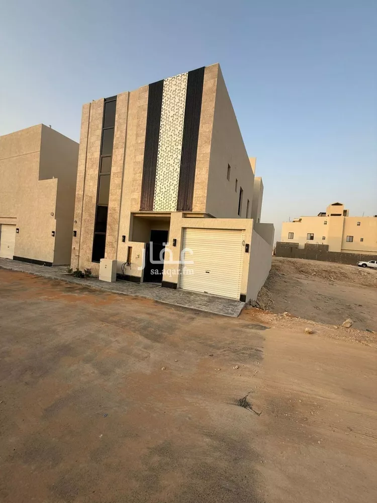 فيلا للبيع في شارع عفيف الدين الثقفي, حي المهدية, مدينة الرياض, منطقة الرياض صورة 2