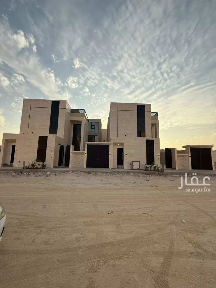 فيلا للبيع في شارع محمد بن أبي بكر القيم, حي المهدية, مدينة الرياض, منطقة الرياض صورة 2