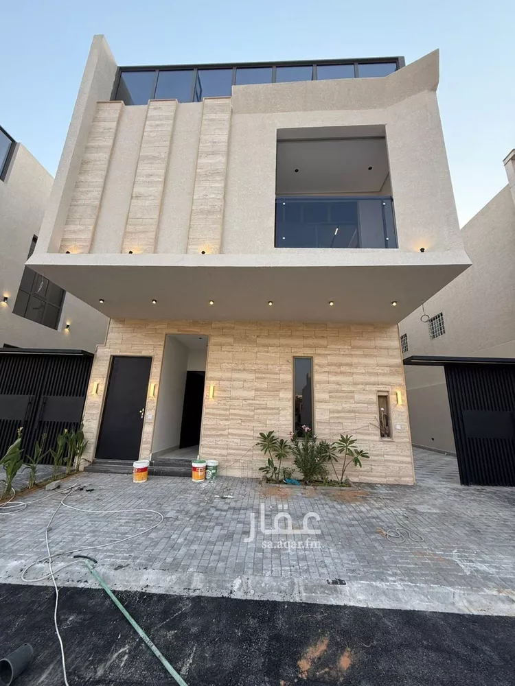 فيلا للبيع في شارع عمر بن عبدالقادر مفتي, حي المهدية, مدينة الرياض, منطقة الرياض صورة 5