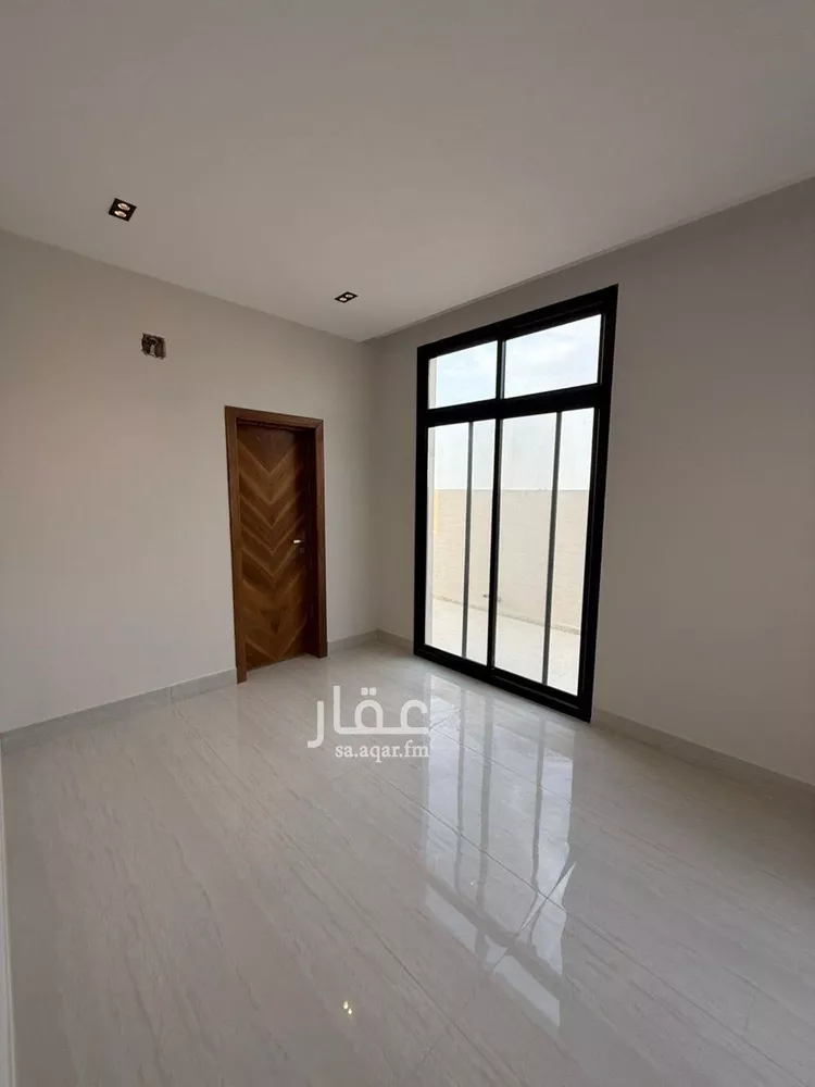 فيلا للبيع في شارع أحمد الكازروني, حي المهدية, مدينة الرياض, منطقة الرياض صورة 4