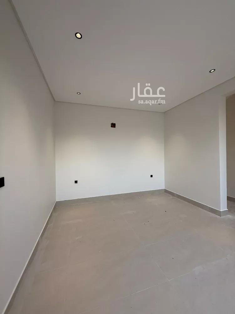 فيلا للبيع في شارع أحمد مفتي المكي الحنفي, حي المهدية, مدينة الرياض, منطقة الرياض صورة 2