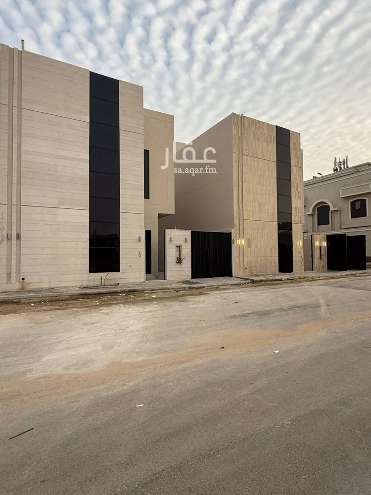 فيلا للبيع في شارع أحمد مفتي المكي الحنفي, حي المهدية, مدينة الرياض, منطقة الرياض