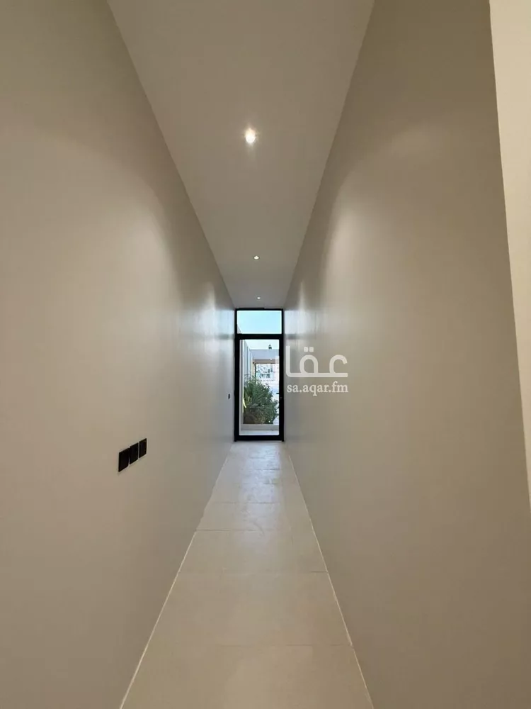 فيلا للبيع في شارع أمين بن محمد مرداد, حي المهدية, مدينة الرياض, منطقة الرياض صورة 2