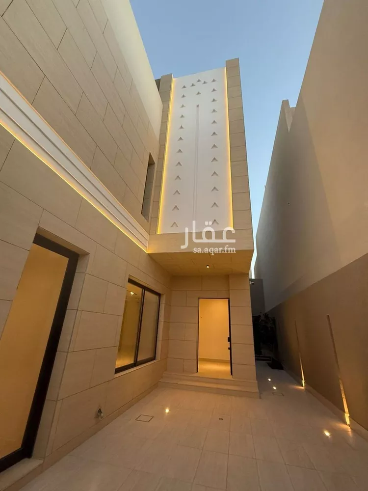 فيلا للبيع في شارع قطب الدين بن السلطان, حي المهدية, مدينة الرياض, منطقة الرياض صورة 2
