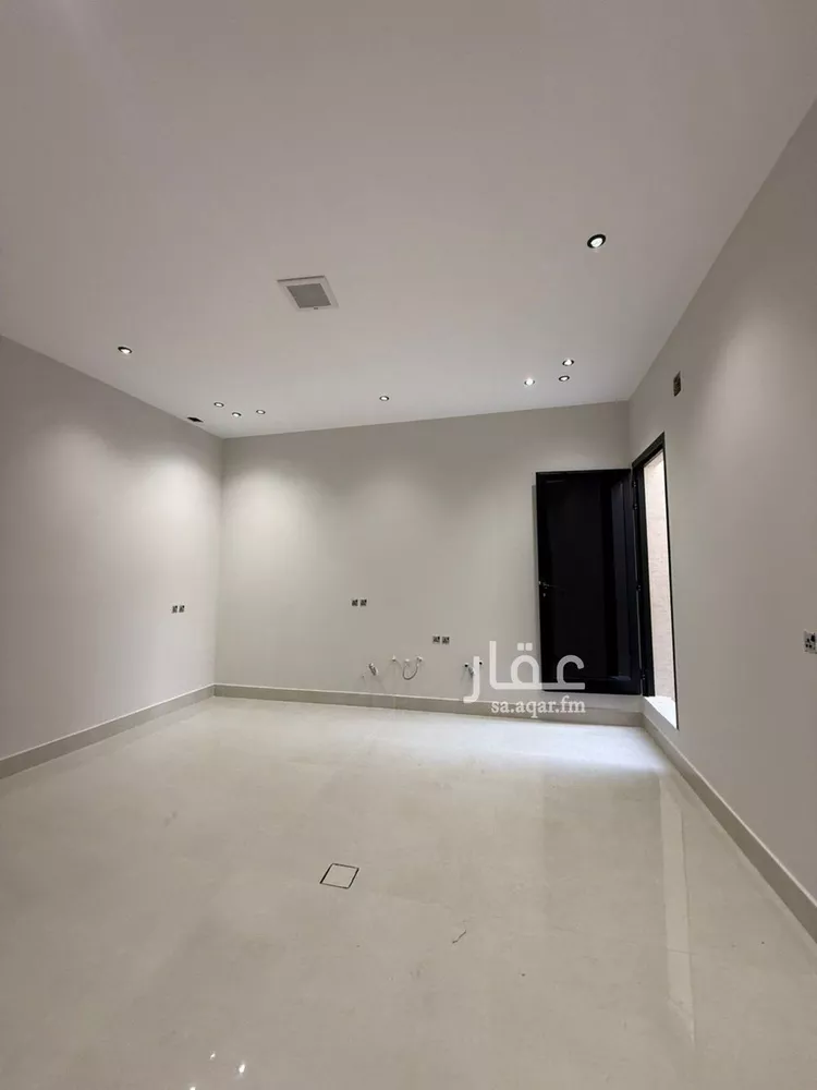 فيلا للبيع في شارع أحمد مفتي المكي الحنفي, حي المهدية, مدينة الرياض, منطقة الرياض صورة 5