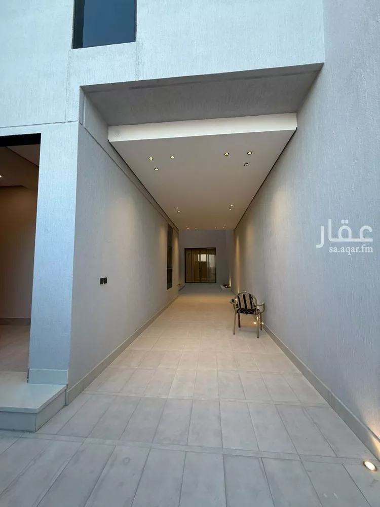 فيلا للبيع في شارع إسماعيل بن حماد, حي المهدية, مدينة الرياض, منطقة الرياض صورة 3