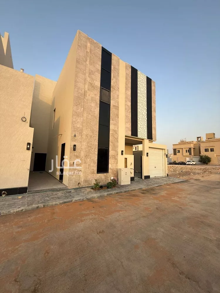 فيلا للبيع في شارع عفيف الدين الثقفي, حي المهدية, مدينة الرياض, منطقة الرياض صورة 3