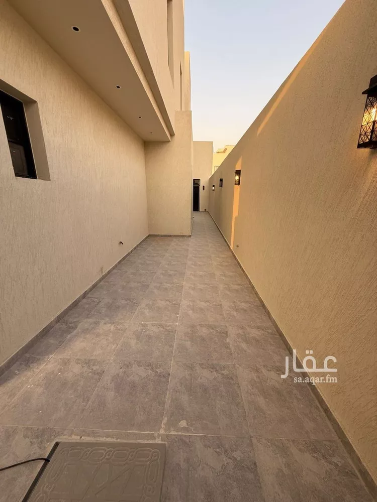 فيلا للبيع في شارع عفيف الدين الثقفي, حي المهدية, مدينة الرياض, منطقة الرياض صورة 5