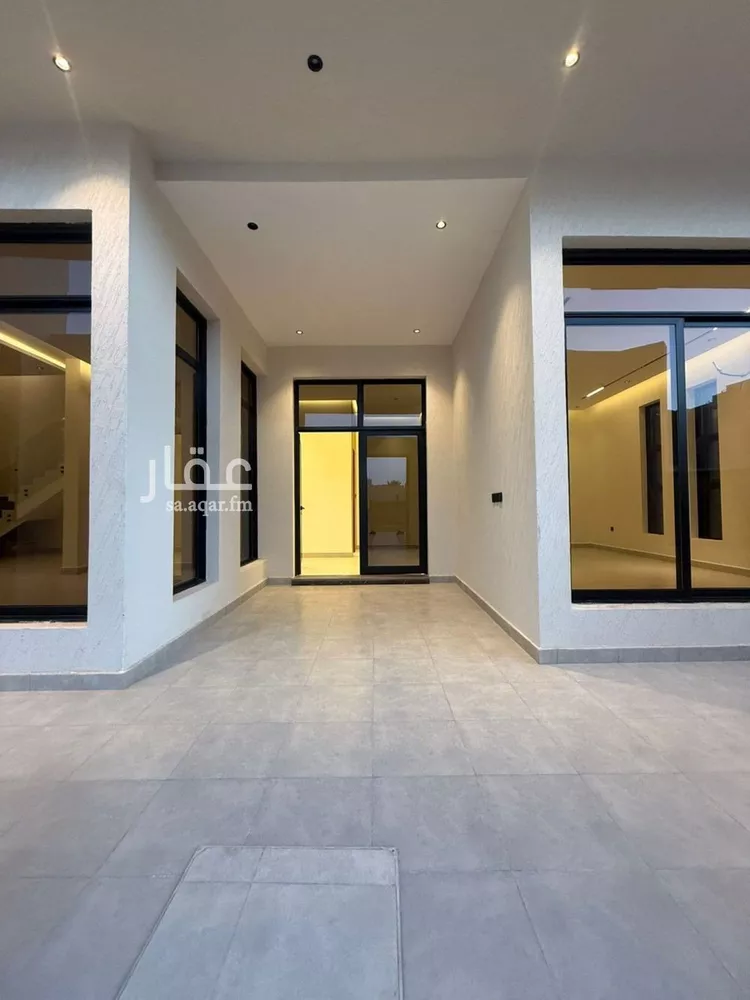 Villa for Sale in Riyadh Al Mahdiyah صورة 2