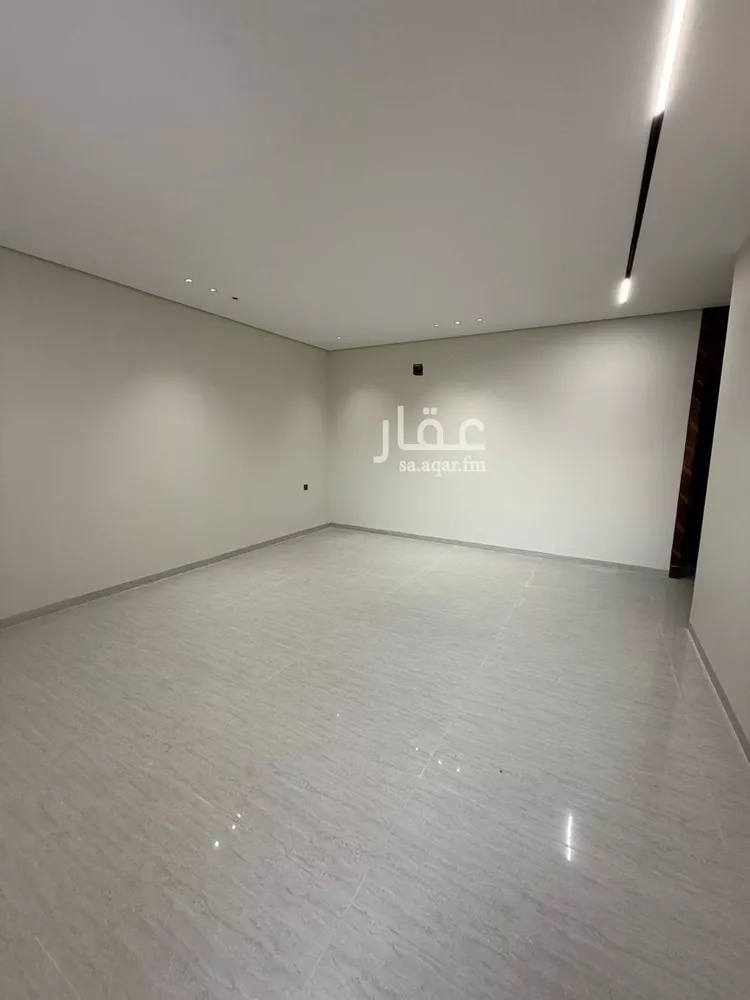 فيلا للبيع في شارع عفيف الدين الثقفي, حي المهدية, مدينة الرياض, منطقة الرياض صورة 3