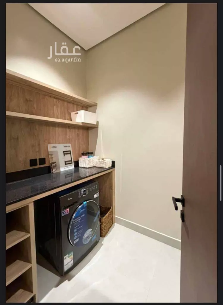 فيلا للبيع في شارع عثمان القيس, حي المنار, مدينة الدمام, المنطقة الشرقية صورة 2
